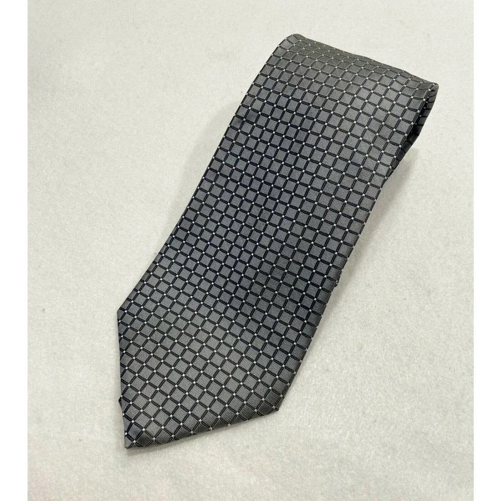 Savile Row Men's‎ 100% Silk Necktie Tie Silver Gray Geometric Square Pattern USA